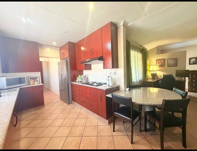 3 BEDROOM HOUSE FOR SALE IN VANDERBIJLPARK SE 6